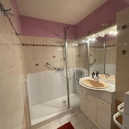 Casino Des Fleurs Daire *